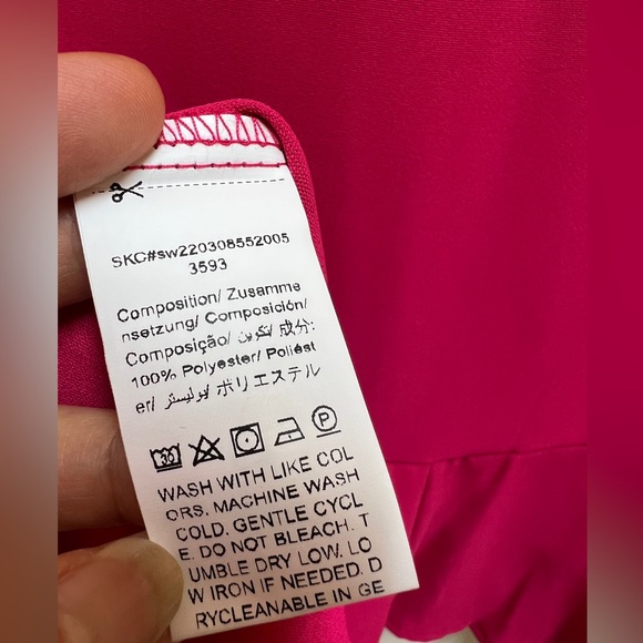 🩷 NWOT! Fucshia Peplum Blouse - Picture 5 of 7